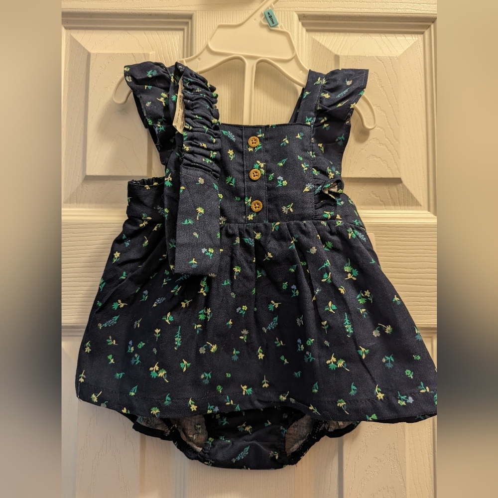 Carter's 3 piece outfit 6months